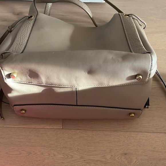 Coach Handbag - Picture 8 of 9